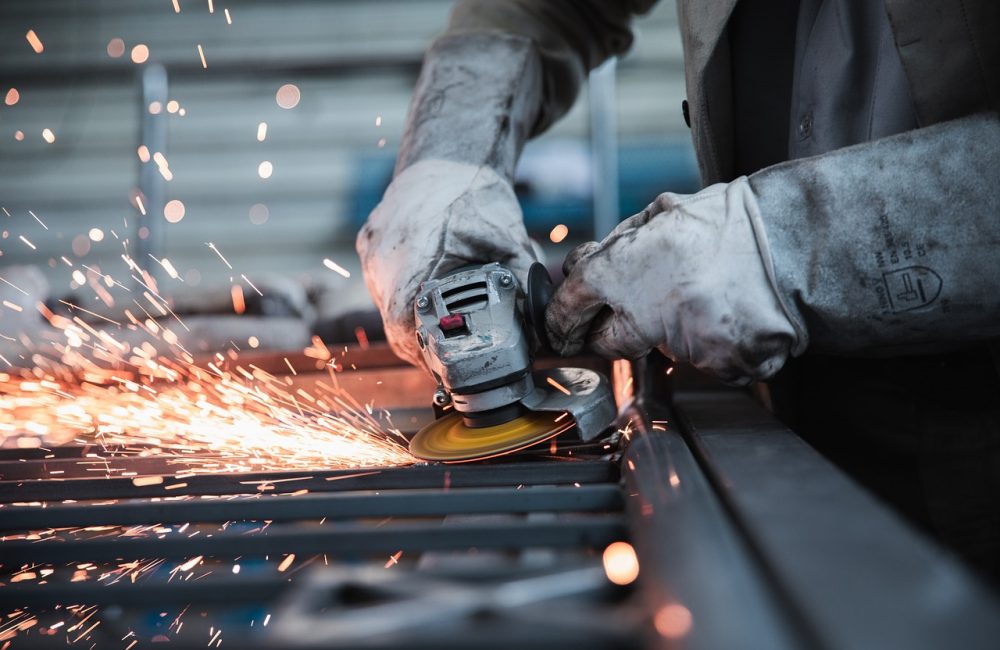 worker-5736096_1280